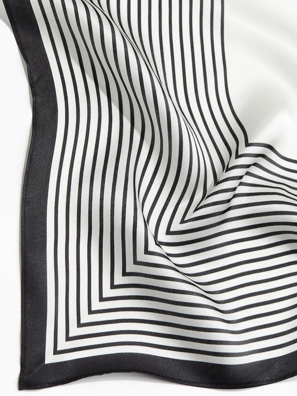 H&M Premium PRINTED SILK SCARF